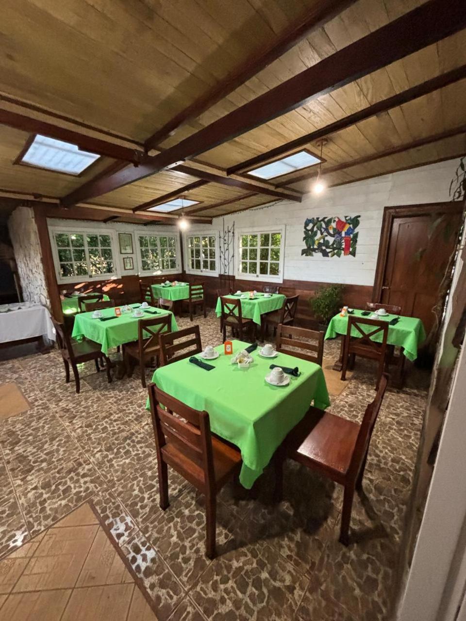 Hotel Bosque Verde Lodge モンテベルデ エクステリア 写真
